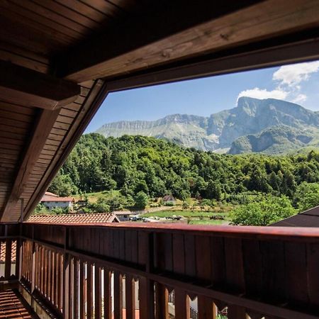 Apartma Luna With Mountain View Кобарид Екстериор снимка